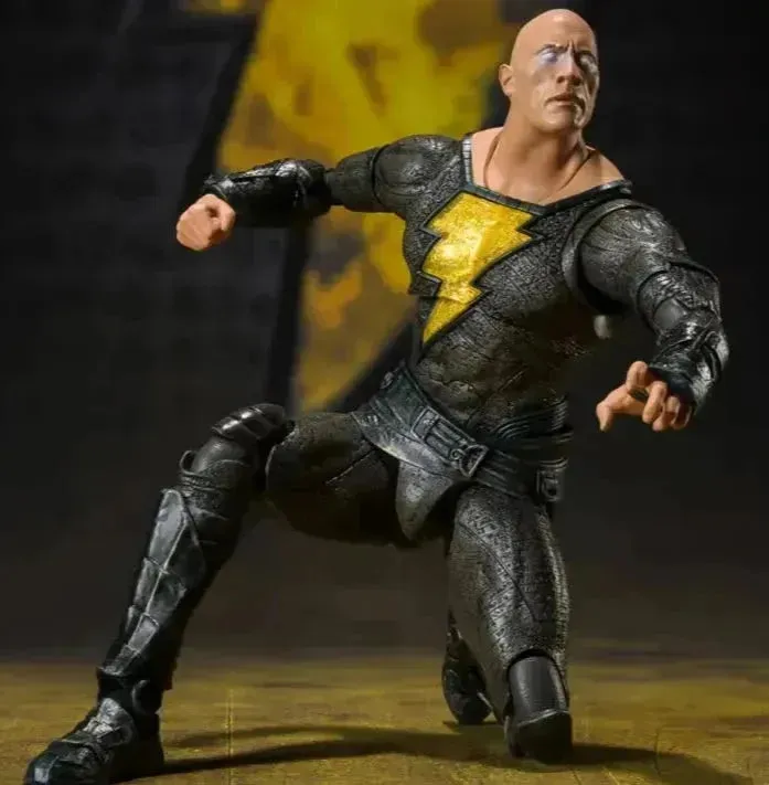 Black Adam Action Figure (14 cm)