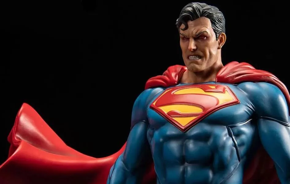 Superman Rebirth 1/6 Scale Statue