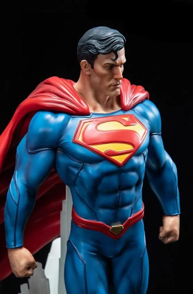 Superman Rebirth 1/6 Scale Statue