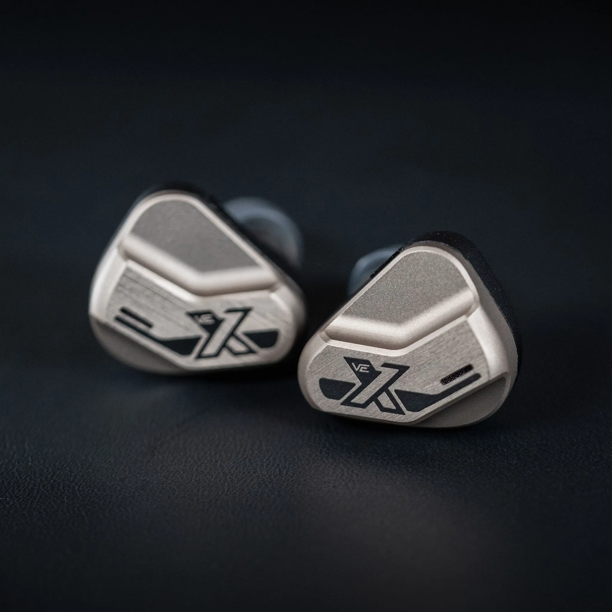 Vision Ears VE10 | 10-Driver Hybrid Universal IEMs